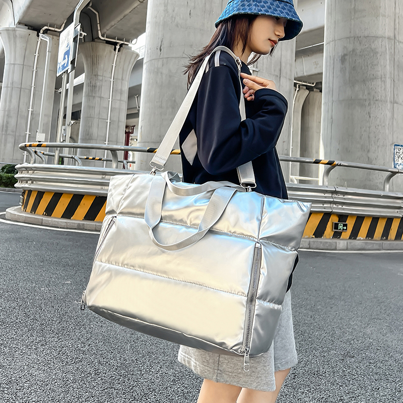 Women Y2k Silver Shoulder Bag  - Down Jacket Packable บทวิจารณ์และราคา