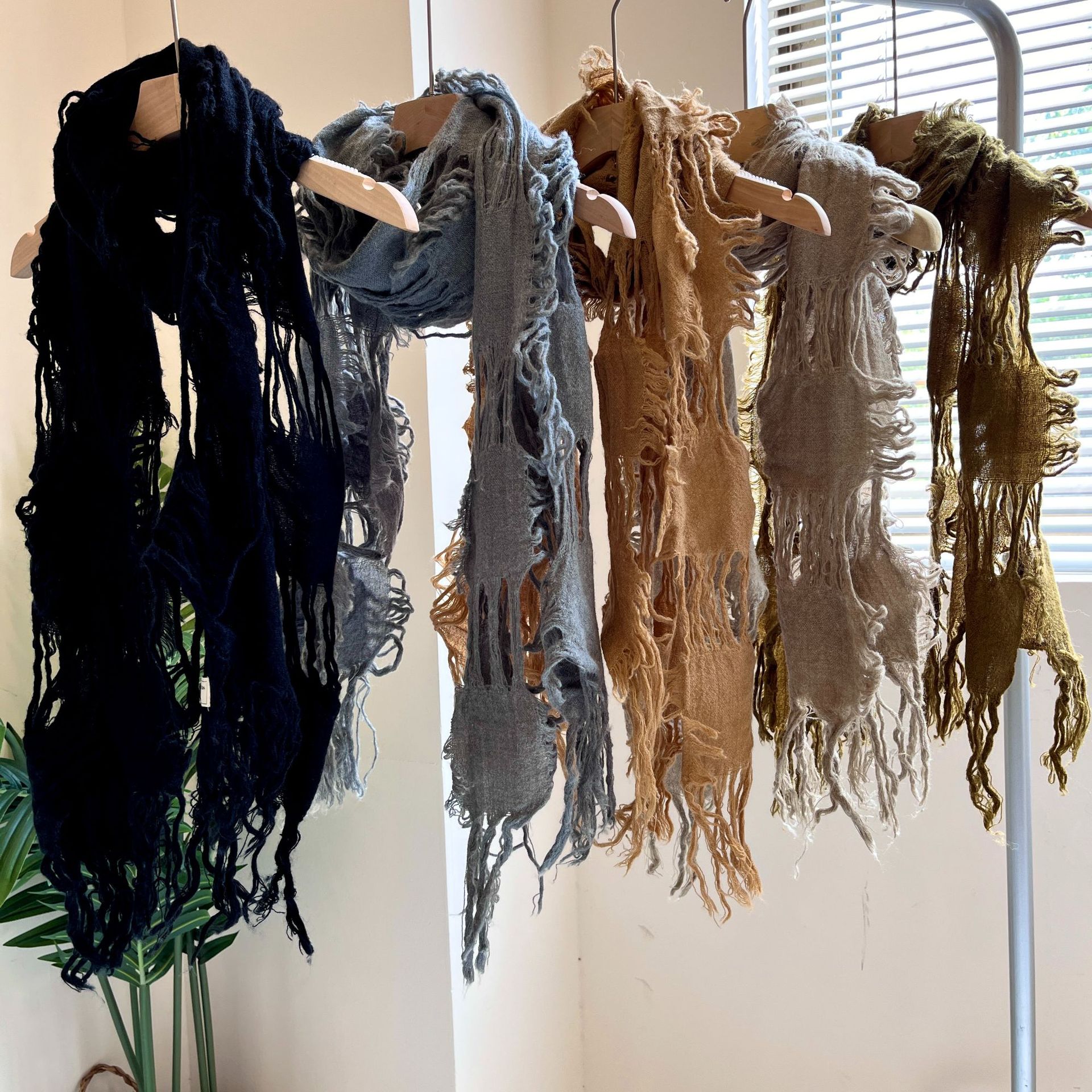 2025 New Fashion Ripped Hole T - Wool Scarf Men บทวิจารณ์และราคา